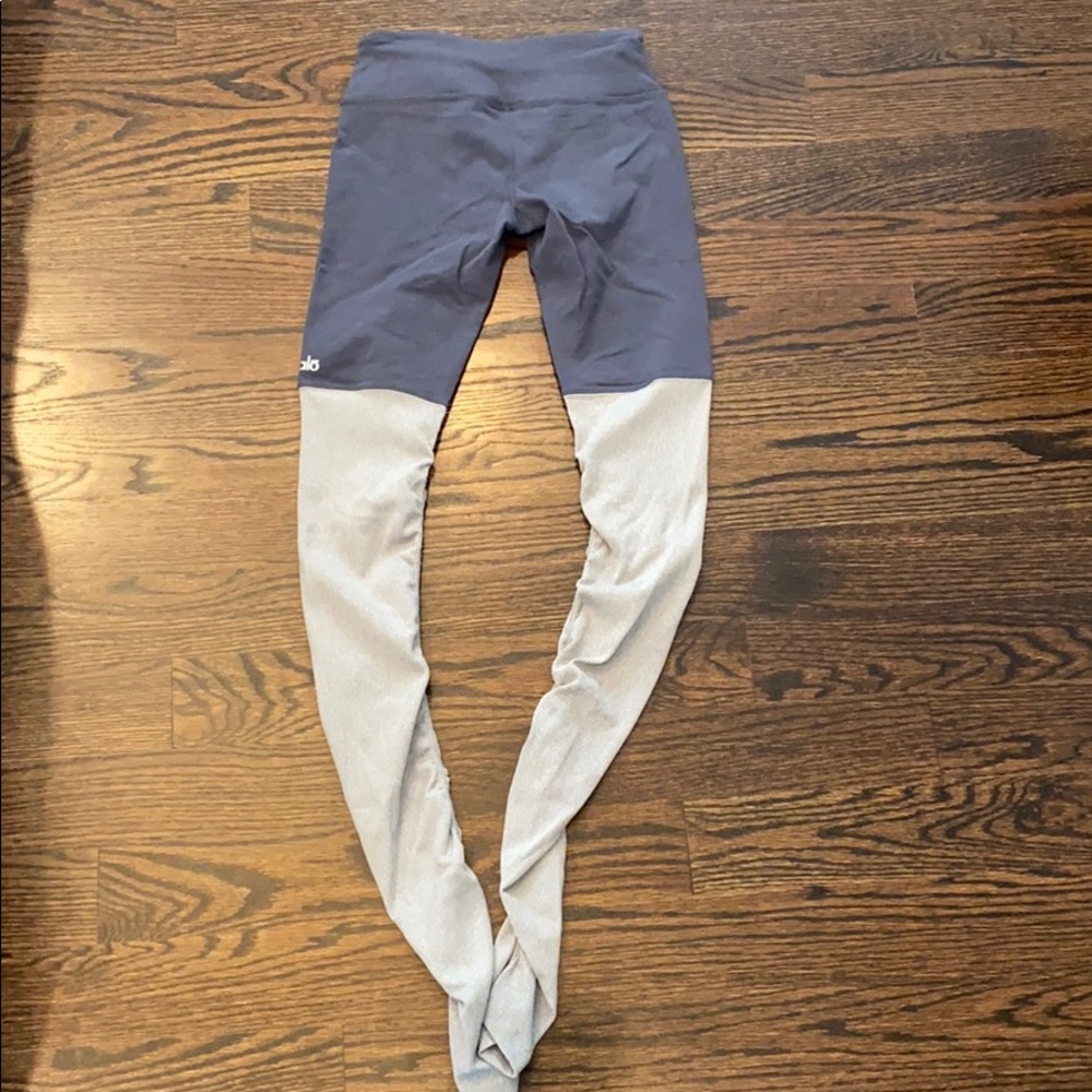 Alo Yoga leggings